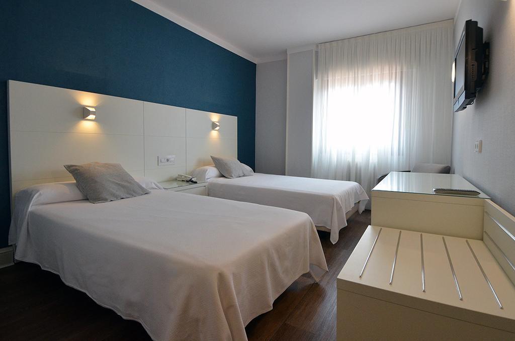 Hostal Vista Alegre Castro Urdiales Exteriör bild
