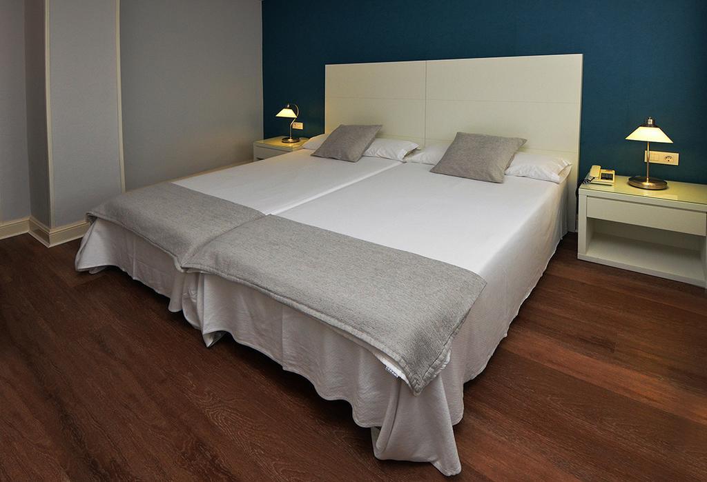 Hostal Vista Alegre Castro Urdiales Exteriör bild