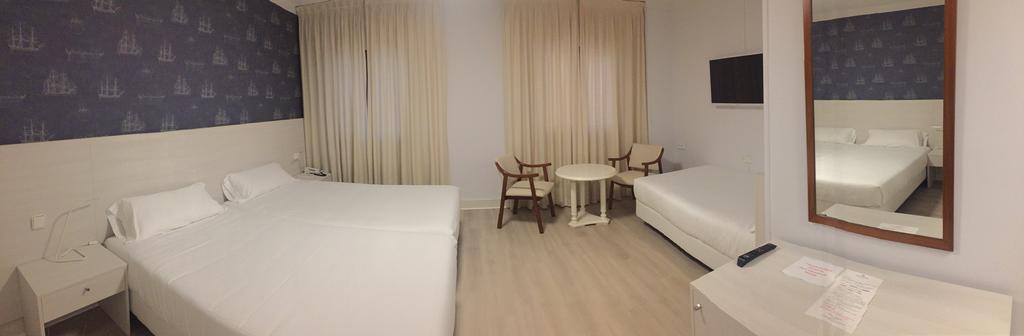 Hostal Vista Alegre Castro Urdiales Exteriör bild